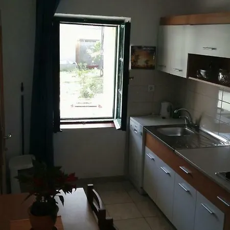 Apartment Viktorija Starigrad Paklenica