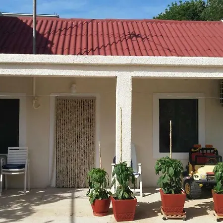 Viktorija * Starigrad Paklenica