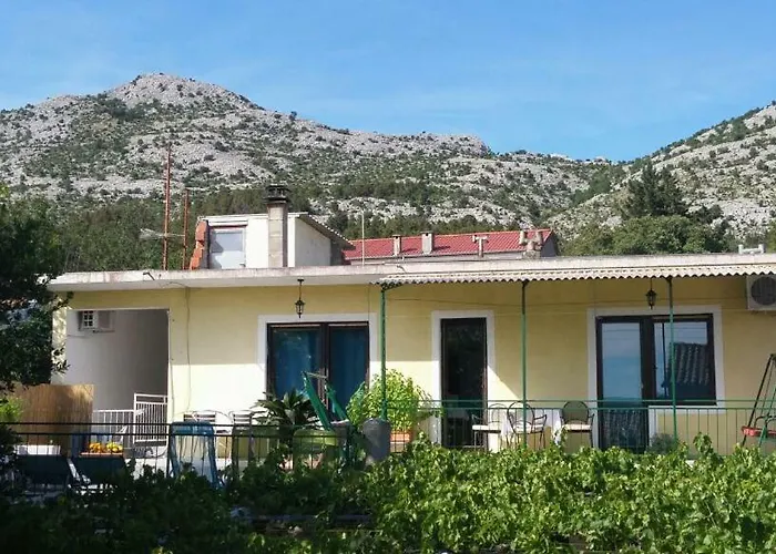 Viktorija 斯塔利格拉德-帕克利尼卡